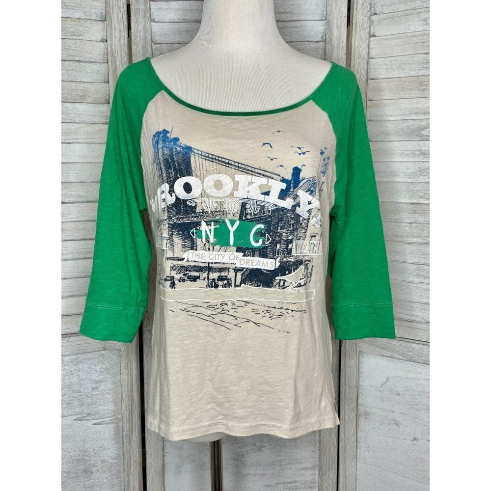 SO Brooklyn NYC The City of Dreams Raglan Shirt Size M